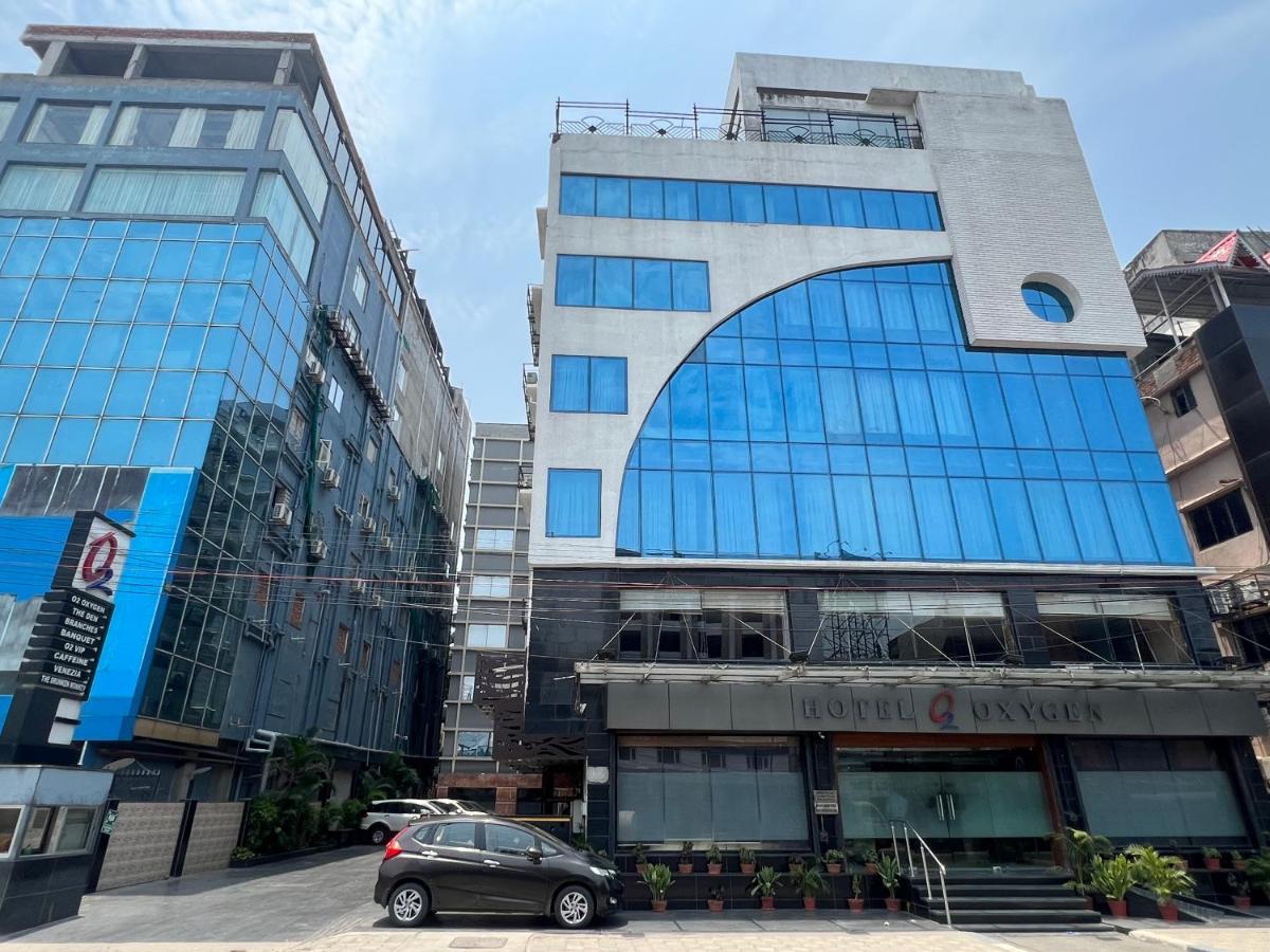 Hotel O2 Oxygen Calcutta Exteriör bild